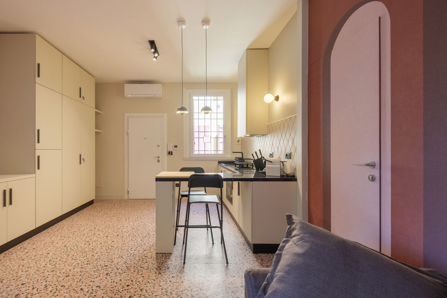 Hotel-Touring-Bologna-Centro-Suite-Delle-Tovaglie-Appartamento-due-camere-una camera26